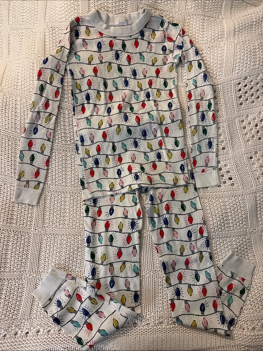 Hanna Andersson White Pajama Set with Multicolor Light Bulb Print
